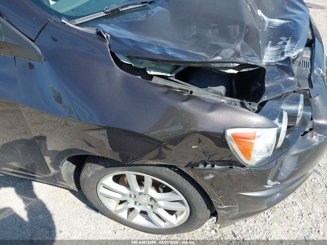 Chevrolet Sonic Lt Auto