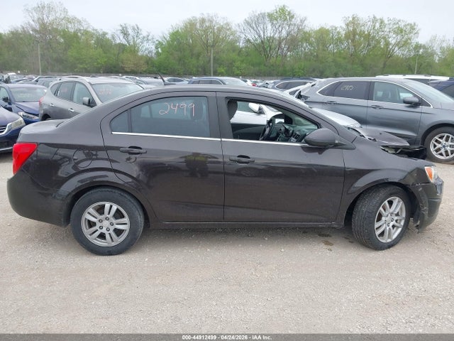 Chevrolet Sonic Lt Auto