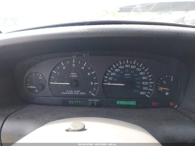 Plymouth Grand Voyager Se