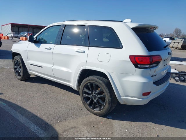 Jeep Grand Cherokee Altitude 4x4
