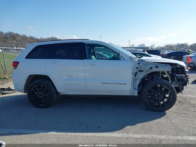 Jeep Grand Cherokee Altitude 4x4