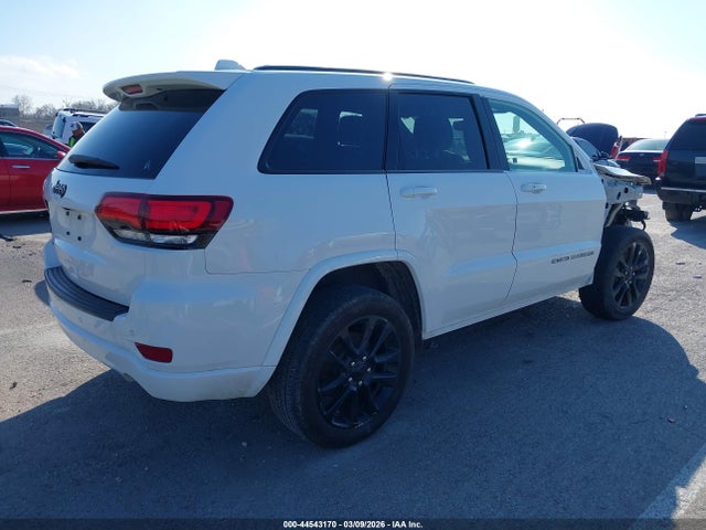 Jeep Grand Cherokee Altitude 4x4