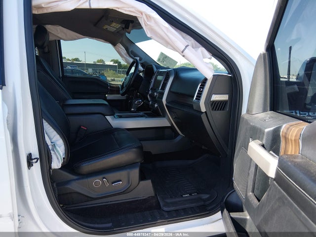 Ford F-150 Lariat