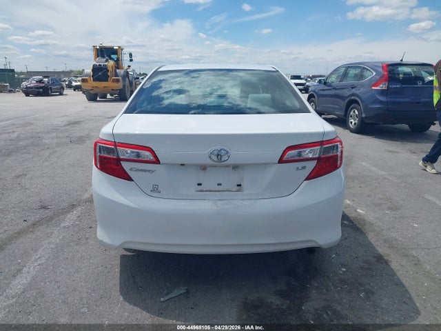 Toyota Camry Le