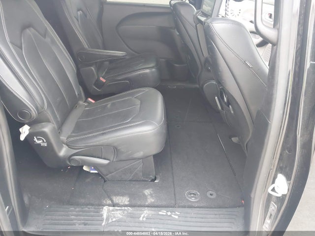 Chrysler Pacifica Touring L Plus