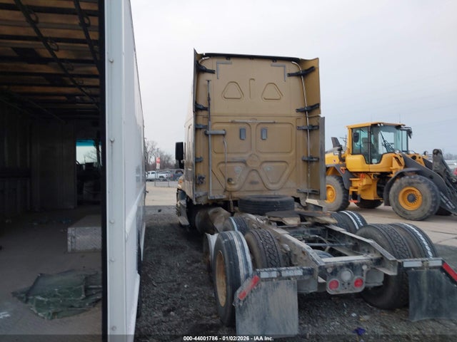 Freightliner Cascadia 125