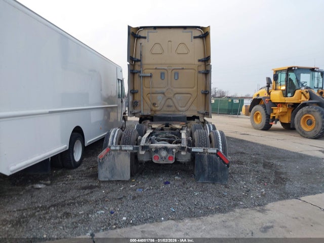 Freightliner Cascadia 125