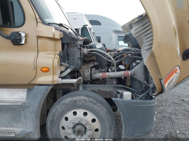 Freightliner Cascadia 125