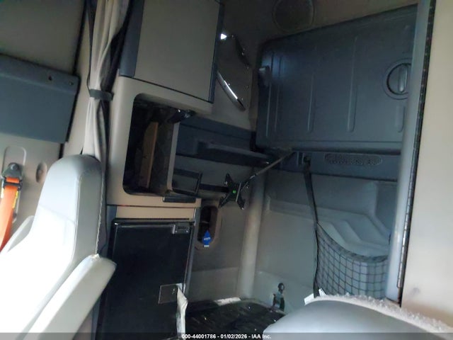 Freightliner Cascadia 125