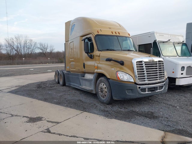 Salvage Freightliner Cascadia 125 Image