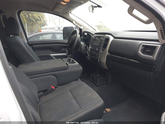 Nissan Titan Sv Diesel