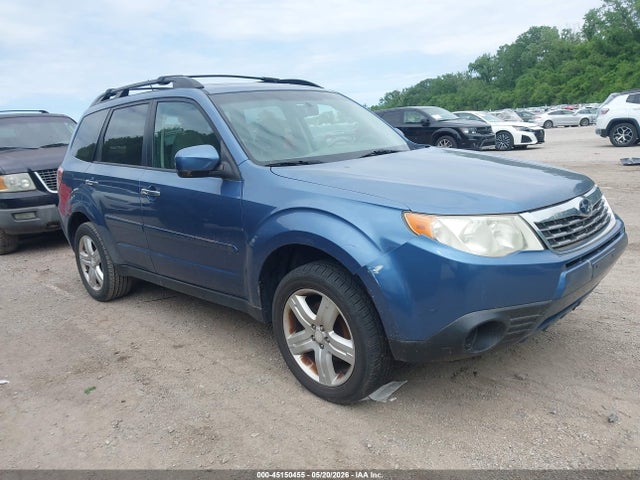 Salvage Subaru Forester Image