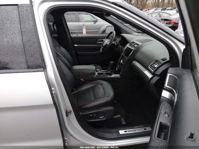 Ford Explorer Sport