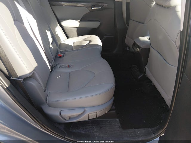Toyota Highlander Limited