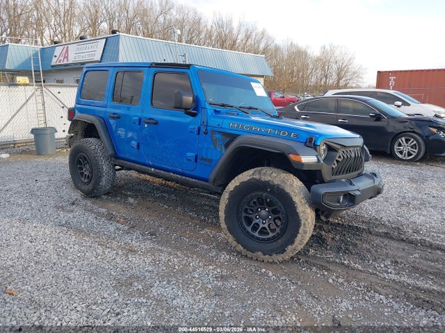 Salvage Jeep Wrangler Image
