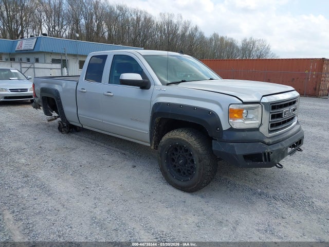 Salvage GMC Sierra 1500 Image