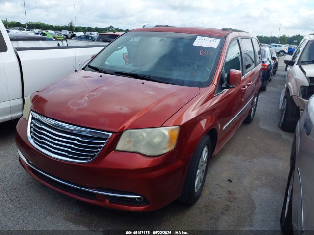 Chrysler Town & Country Touring