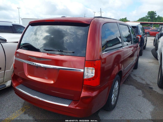 Chrysler Town & Country Touring