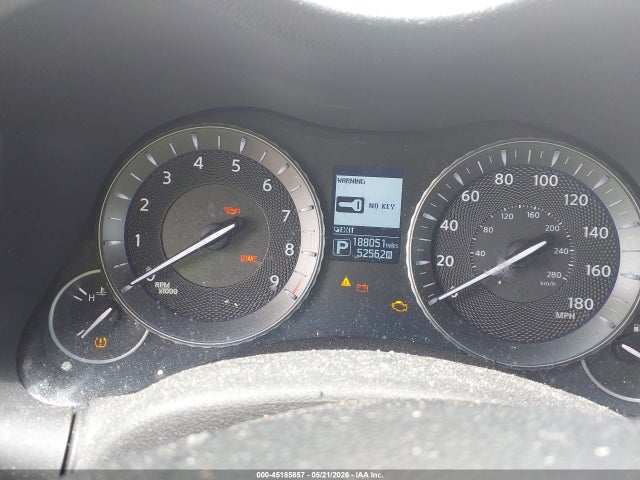 INFINITI Q70 3.7