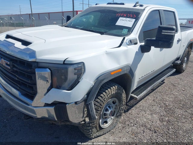 GMC Sierra 2500 4wd  Standard Bed Pro
