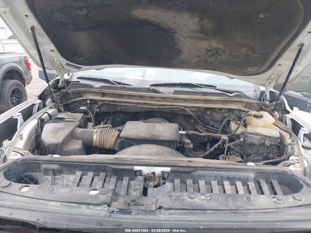 GMC Sierra 2500 4wd  Standard Bed Pro