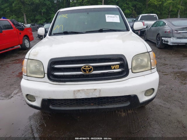 Toyota Sequoia Limited V8