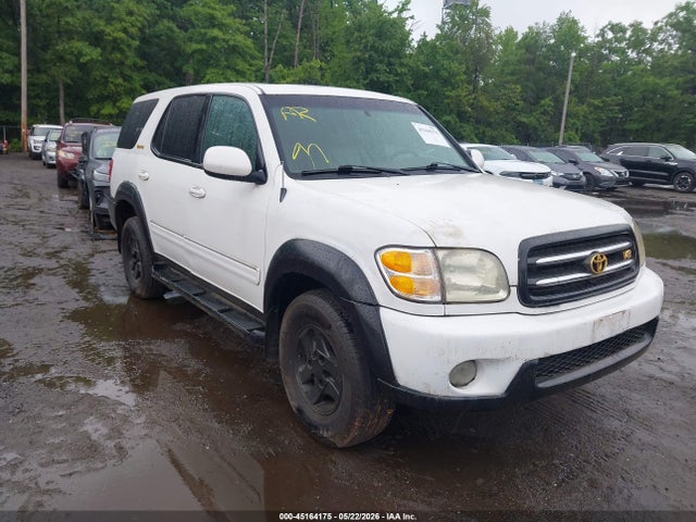 Salvage Toyota Sequoia Image