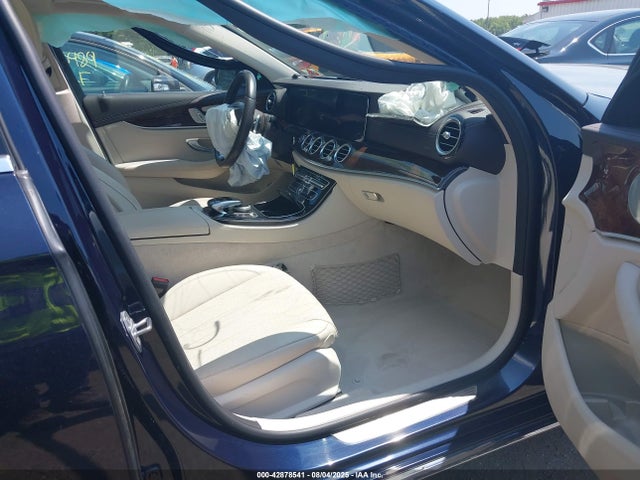 Mercedes-Benz E-Class 4matic