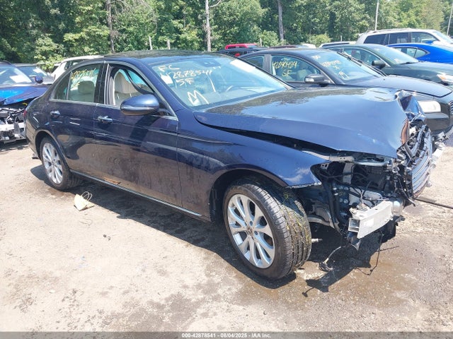 Salvage Mercedes-Benz E-Class Image