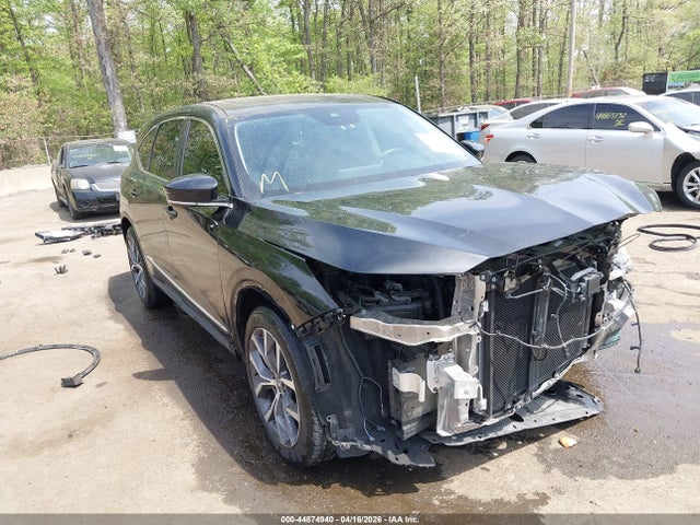 Salvage Acura MDX Image