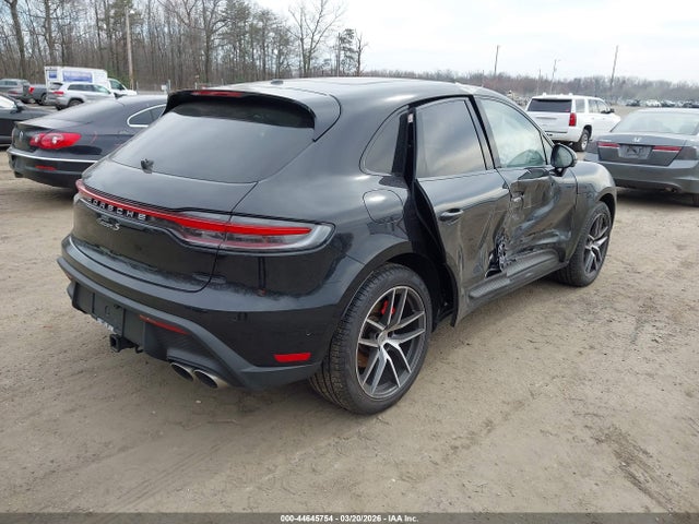 Porsche Macan S