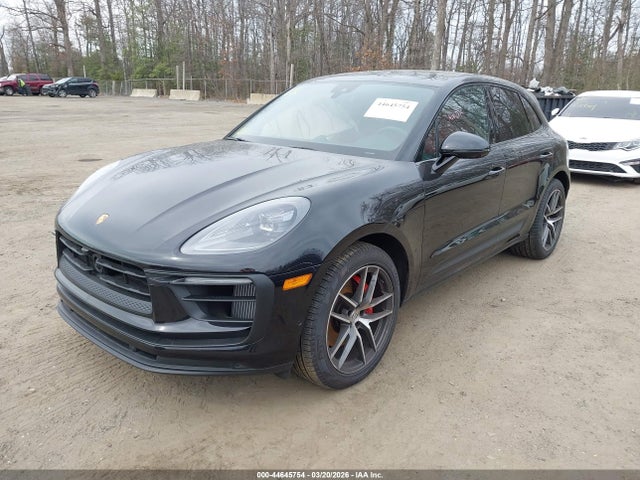 Porsche Macan S