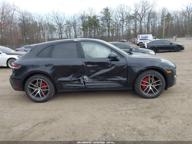 Porsche Macan S