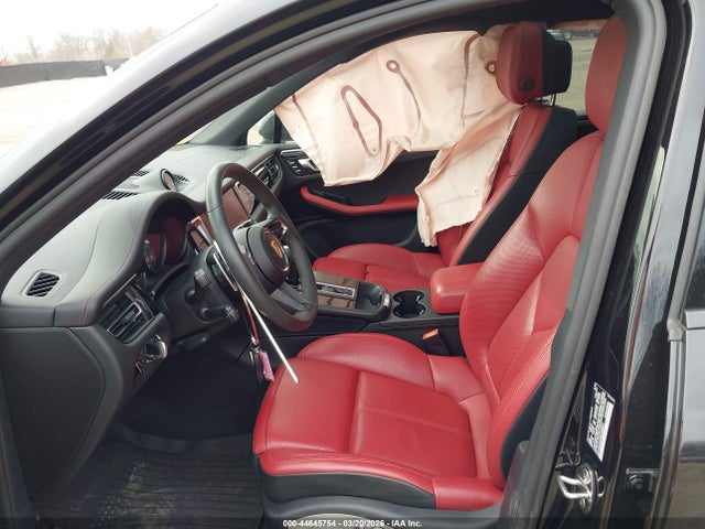 Porsche Macan S
