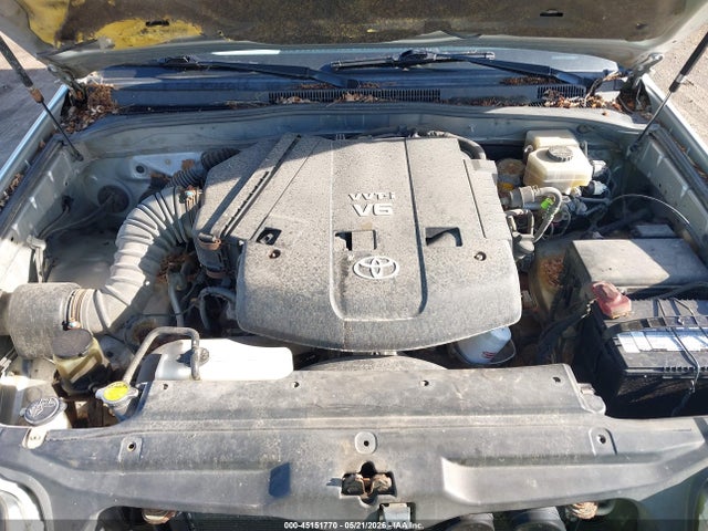 Toyota 4Runner Sr5 V6