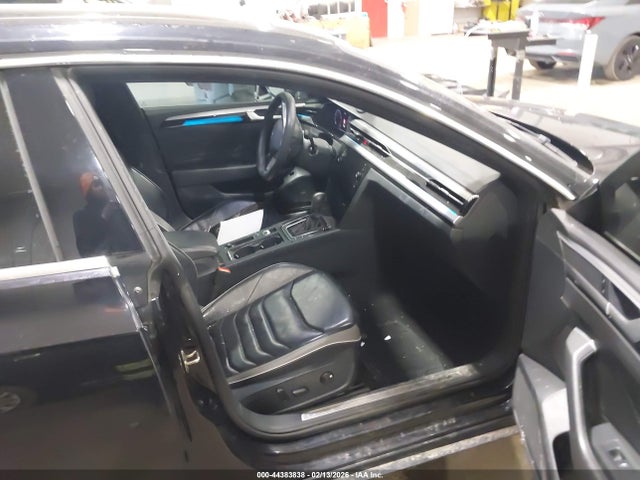 Volkswagen Arteon 2.0t Sel R-line