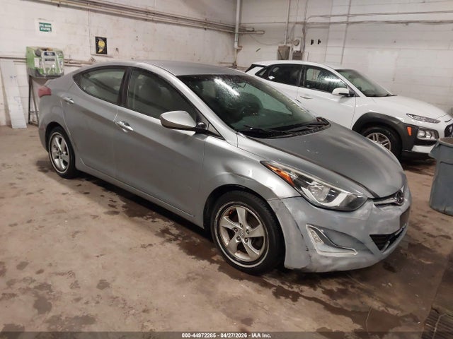 Salvage Hyundai ELANTRA Image