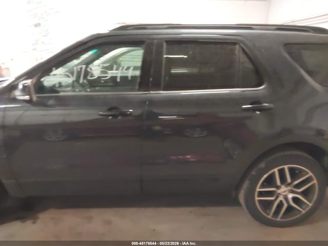 Ford Explorer Sport