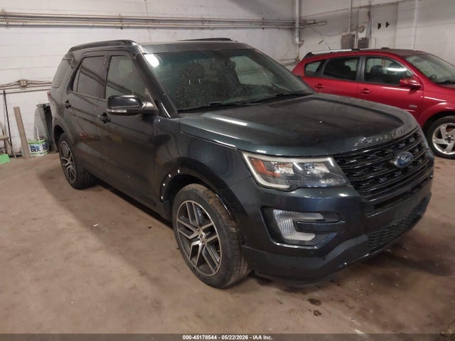Salvage Ford Explorer Image
