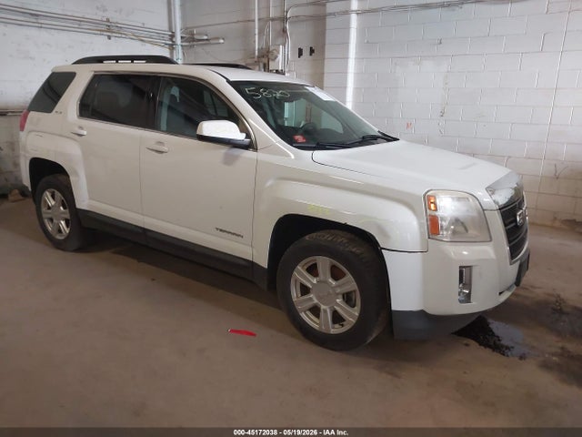 Salvage GMC Terrain Image
