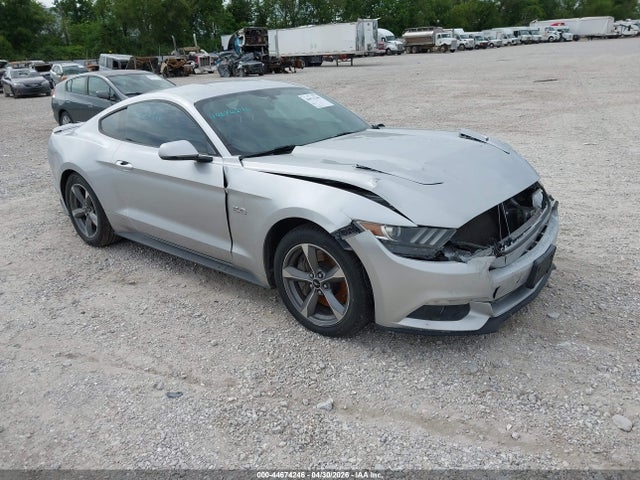 Salvage Ford Mustang Image