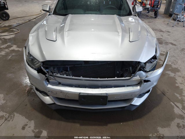 Ford Mustang Gt Premium