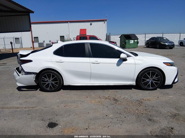 Toyota Camry Se