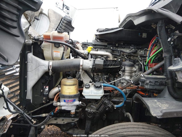 Freightliner Cascadia 125