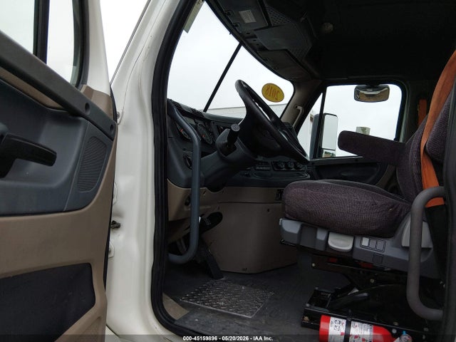 Freightliner Cascadia 125