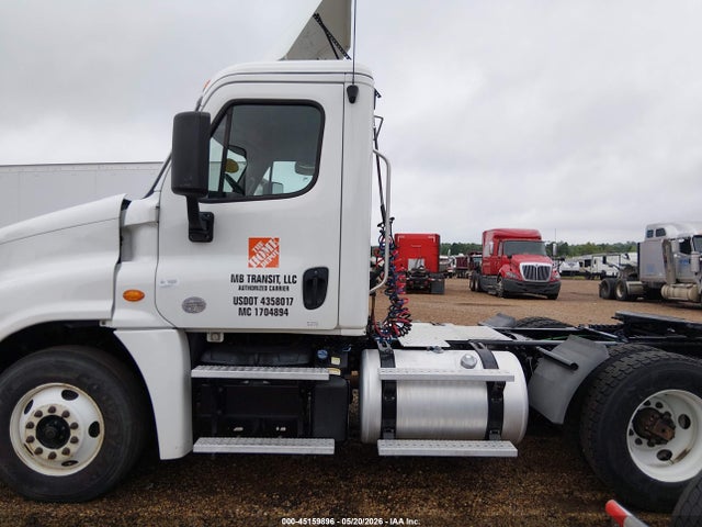 Freightliner Cascadia 125