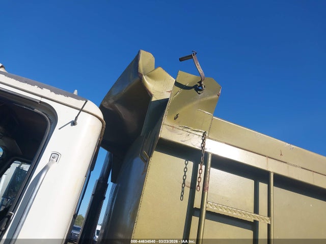 Mack 700 Gu700