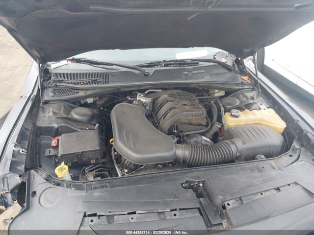 Dodge Challenger Sxt
