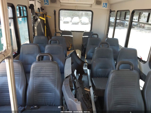 Ford E-350
