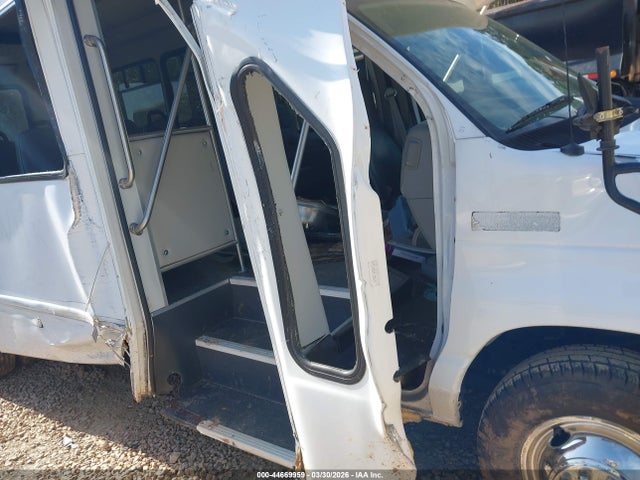 Ford E-350